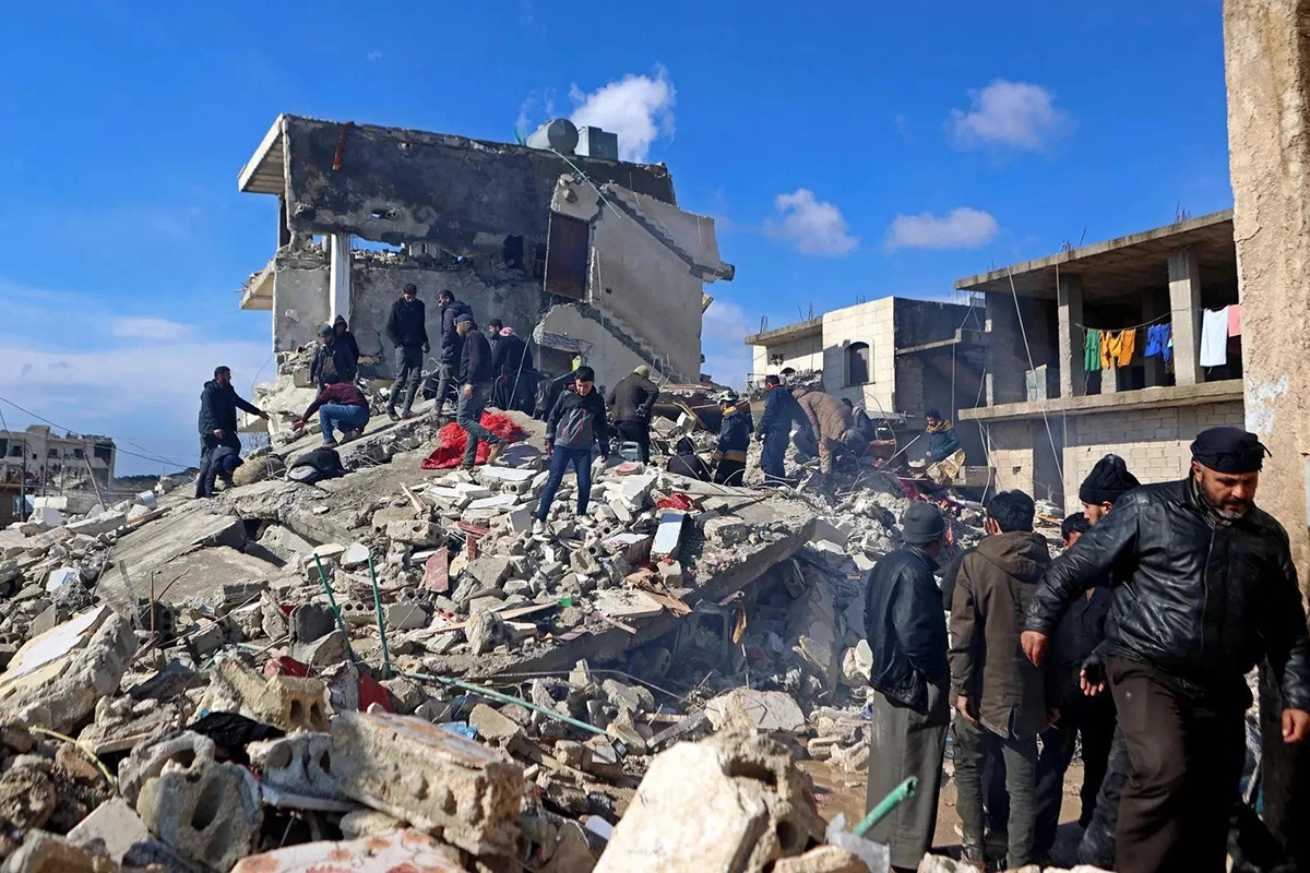 dreaming of earthquakes meaning