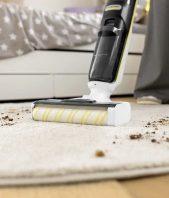 Đầu tư máy hút bụi và lau nhà: Nên hay không? Máy hút bụi và lau nhà